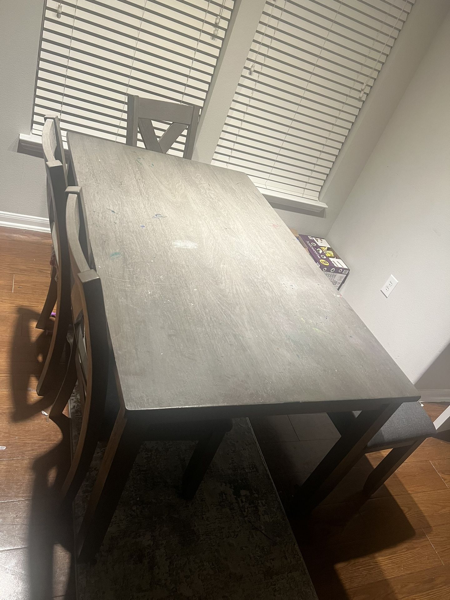 Dinning Table