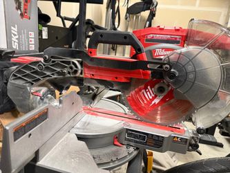 M18 FUEL 18V Lithium-Ion Brushless Cordless 10 in. Dual Bevel Sliding Compound Miter Saw (Tool-Only) with Stand