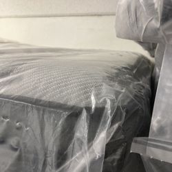 King/cal King SEALY Posturepedic 