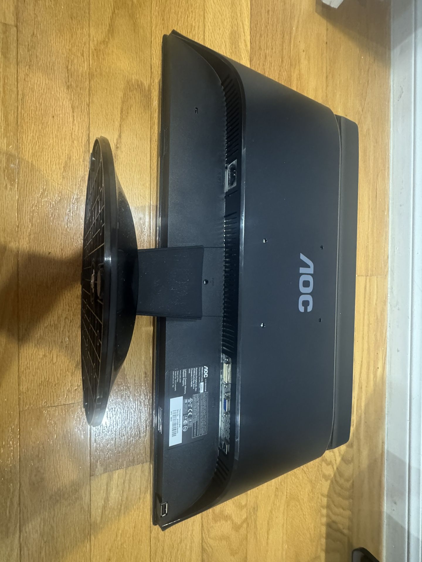 Monitor - AOC 2436VW