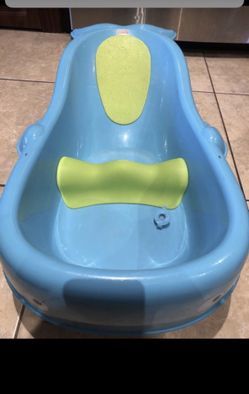 Baby bathtub