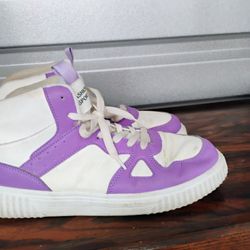 WOMEN GYM SHOES