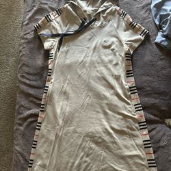 Burberry Woman’s Dress With Hoodie 