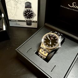 Sinn 556 I RS – Near Mint, Full Set, Warranty Until Aug 2027, Bracelet + Leather Strap