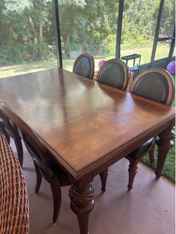 Dining room table