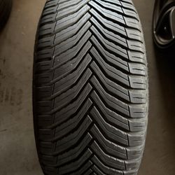 1 Michelin Tire 225/50/17