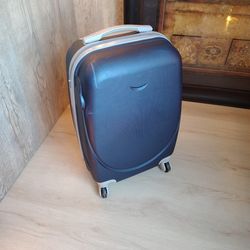 Hardside Carry-On - Navy Blue (TSA Lock Reset) Luggage Suitcase