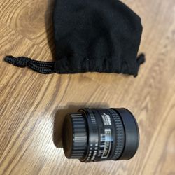 AF Fisheye-Nikkor 16mm f/2.8D --used