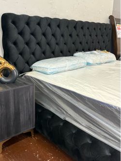 King bed frame