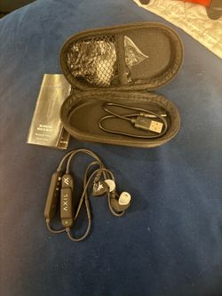 Axil GS Extreme 2.0 Active Hearing Protection Bluetooth Earbuds - Black like new