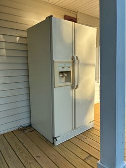 Whirlpool Refrigerator