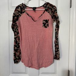 Women’s Clothes Lot