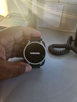 Samsung Galaxy Smartwatch 4 with Black Band
