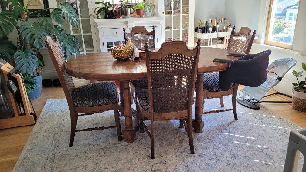 Classic Dining Table with Four Chairs