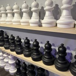 Giant Chess Set Game with 25" Tall King