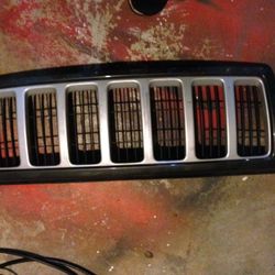 2004 jeep grand cherokee parts grill, rear door hatch, hood