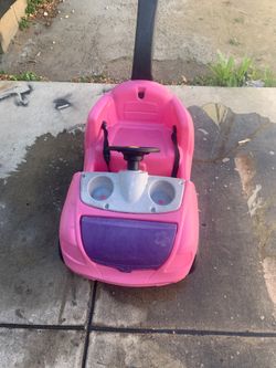 Toy car