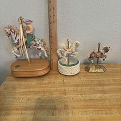 3 Carasel horse. 2 Play Music 