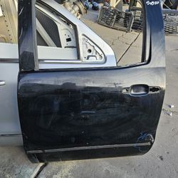 Chevy Silverado Gmc Sierra Left Rear Door Oem 