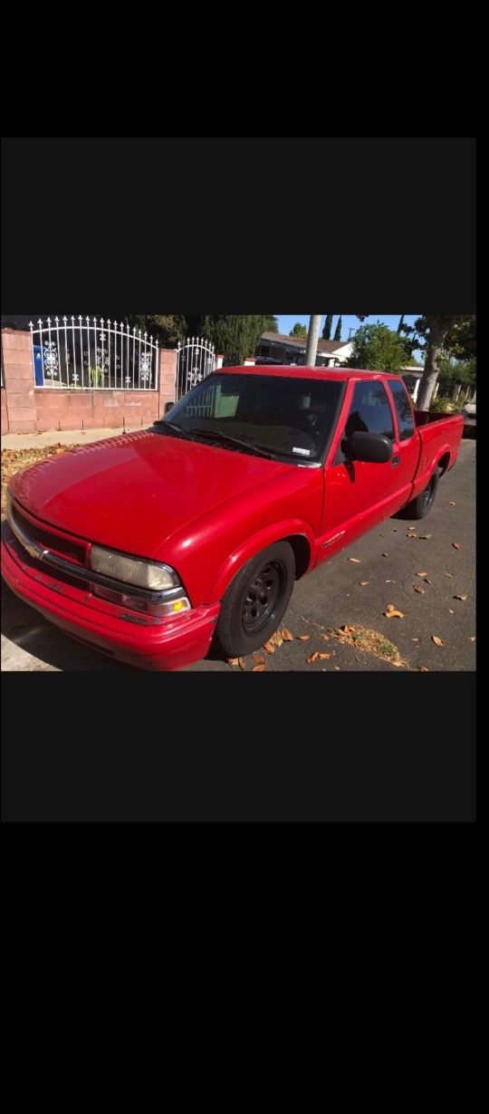 2000 Chevrolet S-10