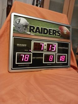 Raider L E D Outdoors Indoor Clock Scoreboard Use Good Open Box