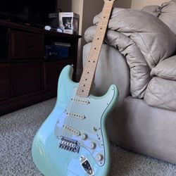 Limited Edition Player Stratocaster®, Sea Foam Pearl