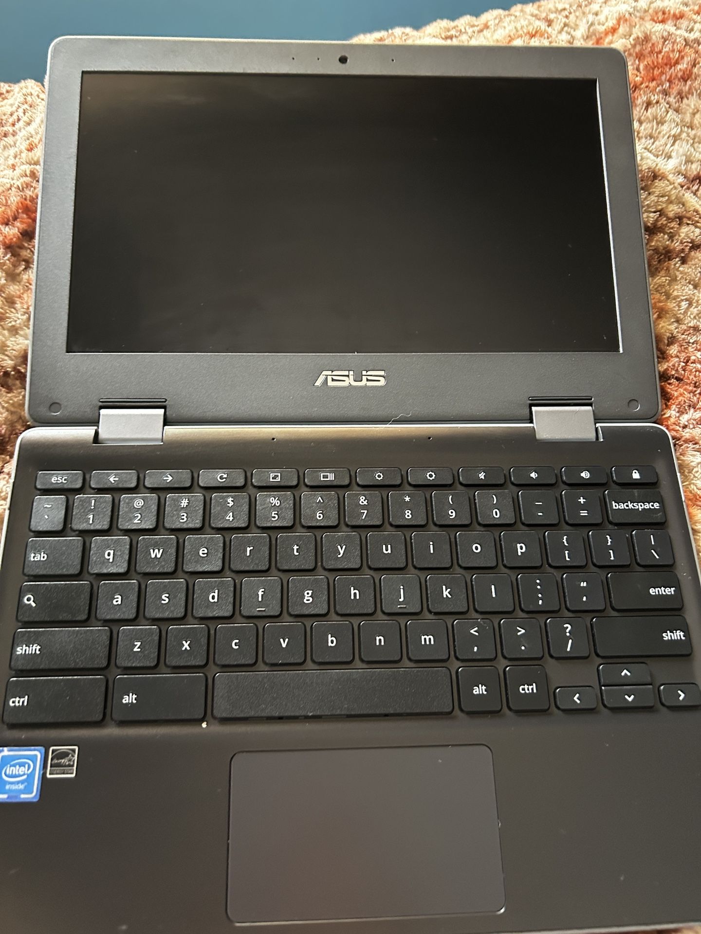 Asustek Computer Chromebook