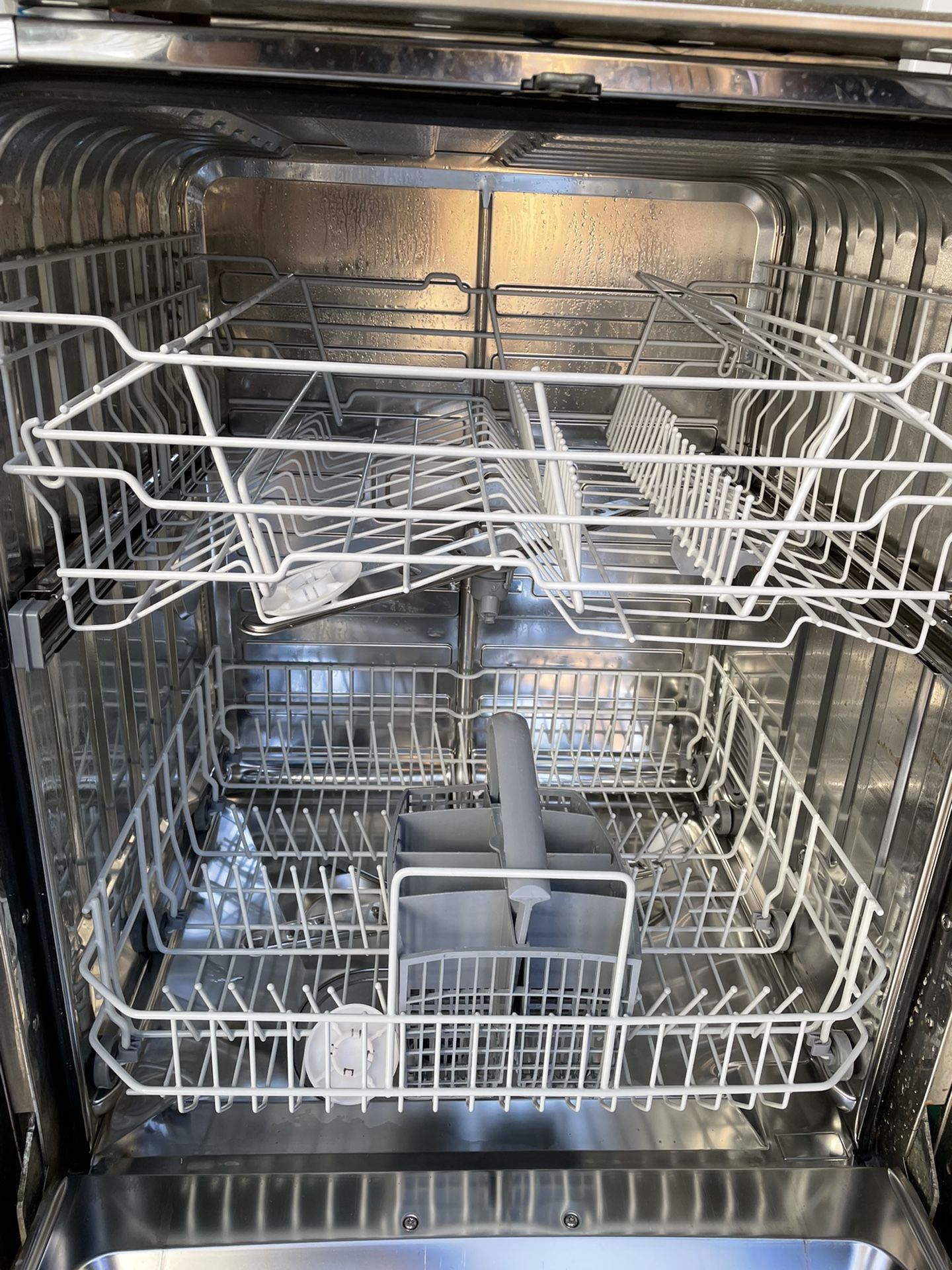Viking Dishwasher for Sale in Portland, OR OfferUp