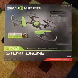 Sky Viper S1700 Stunt Drone