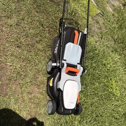 Battery Powered Lawn Mower 