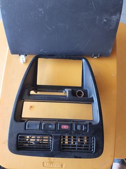 nissan  frontier center console 
