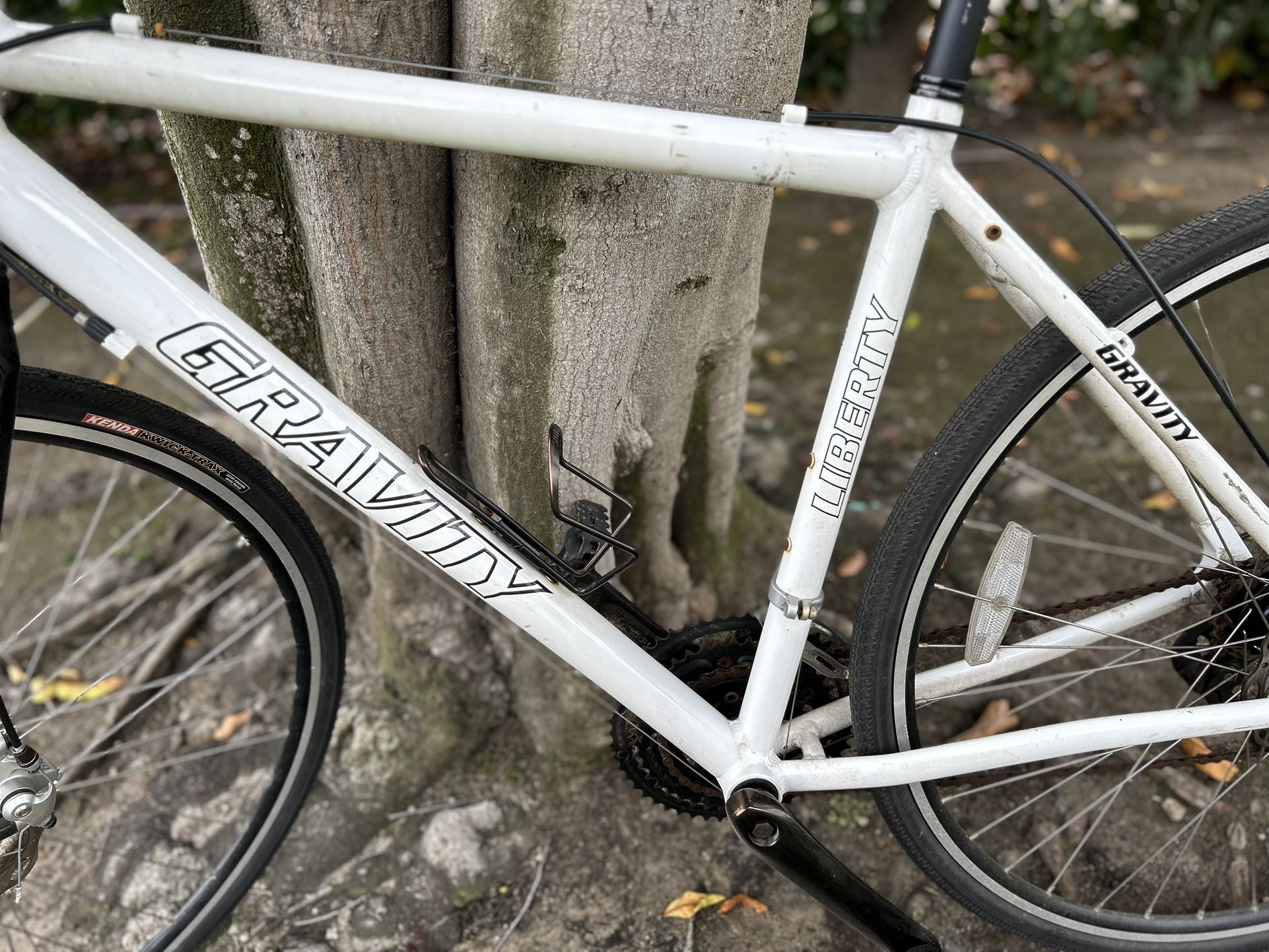 Gravity Liberty Bike for Sale in Burbank CA OfferUp