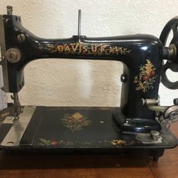 Davis Sewing Machine Head