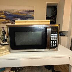 Hamilton Beach Stainless Steel Microwave Oven