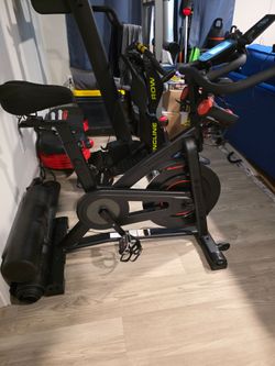 Excellent Condition Bowflex C6 Indoor Cycling Bike – Bluetooth & App Syncing