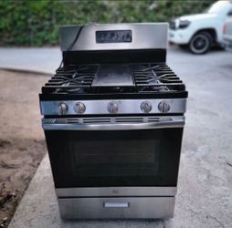 General Electric 30-Inch 5 Burner Freestanding Stainless Steel Gas Rannge Stovve
