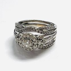 14K White Gold Diamond Cluster Ring