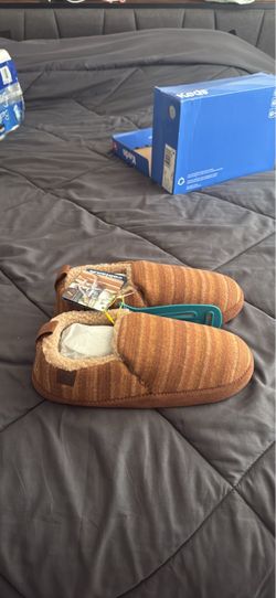 Men’s slippers