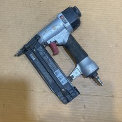 Porter Cable BN200SB 18 Gauge Brad Nailer Pneumatic 5/8 to 2in