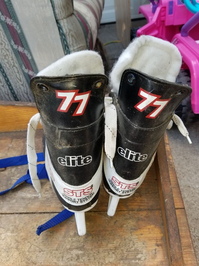 Size 7 mens hockey ice skates