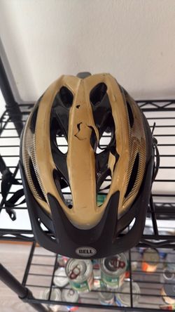 Mens Bell “ Axle” Skate Style Bike or Skate Helmet