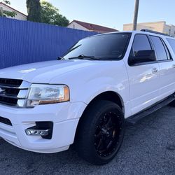2017 ford expedition XLT el
