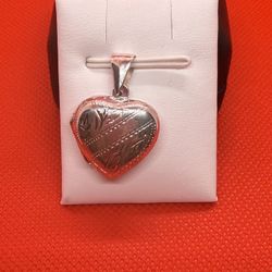 925 Sterling Silver heart Pendants 