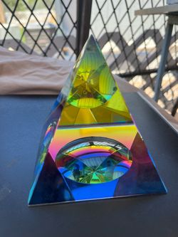 Crystal rainbow pyramid