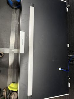 mod light 46” LED
