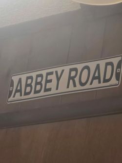 ABBEY ROAD sign