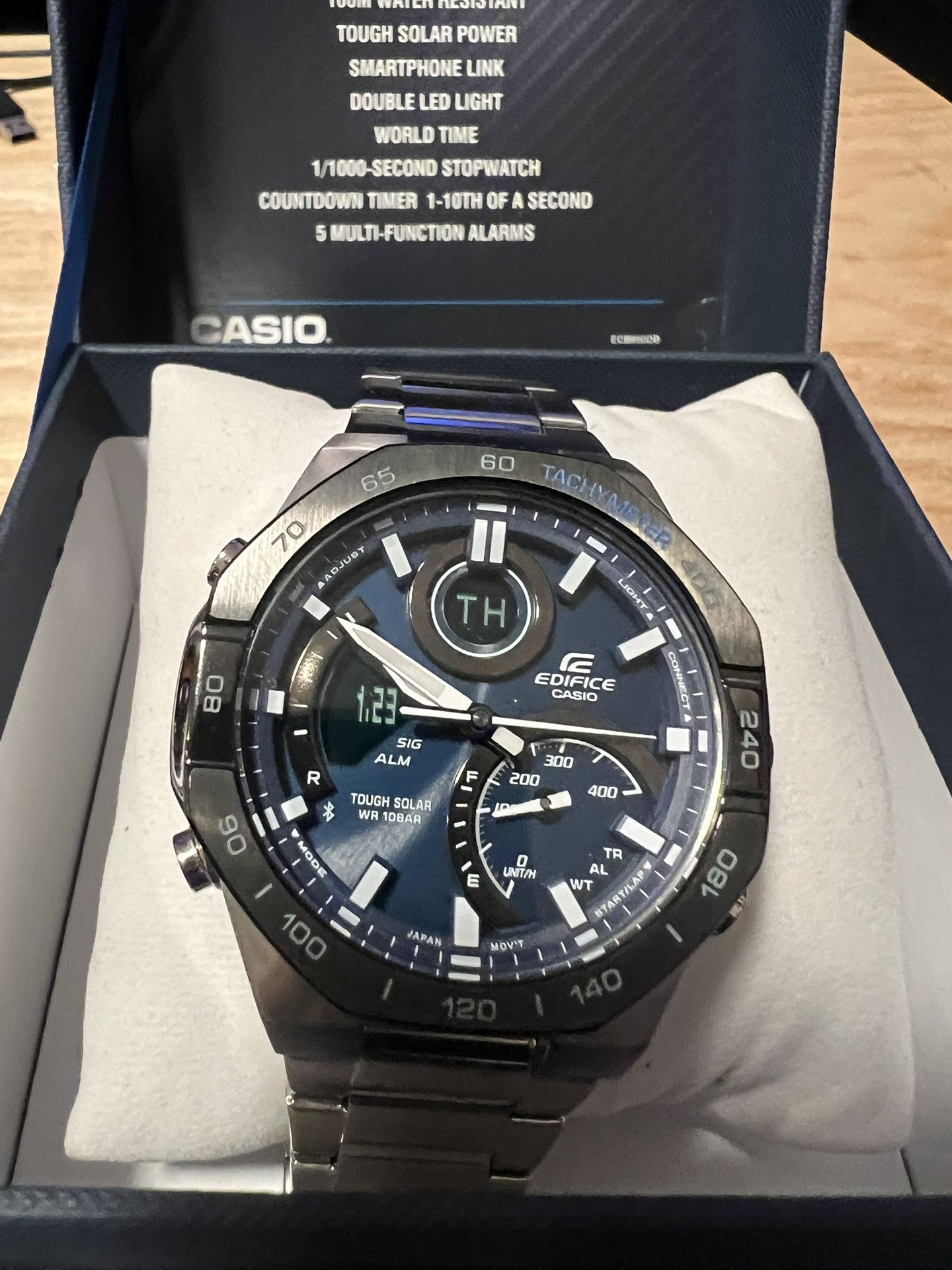 Casio Ediface