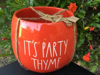 Rae Dunn Ceramic Planter Coral (Red) 6”x 5.25” (Height). New