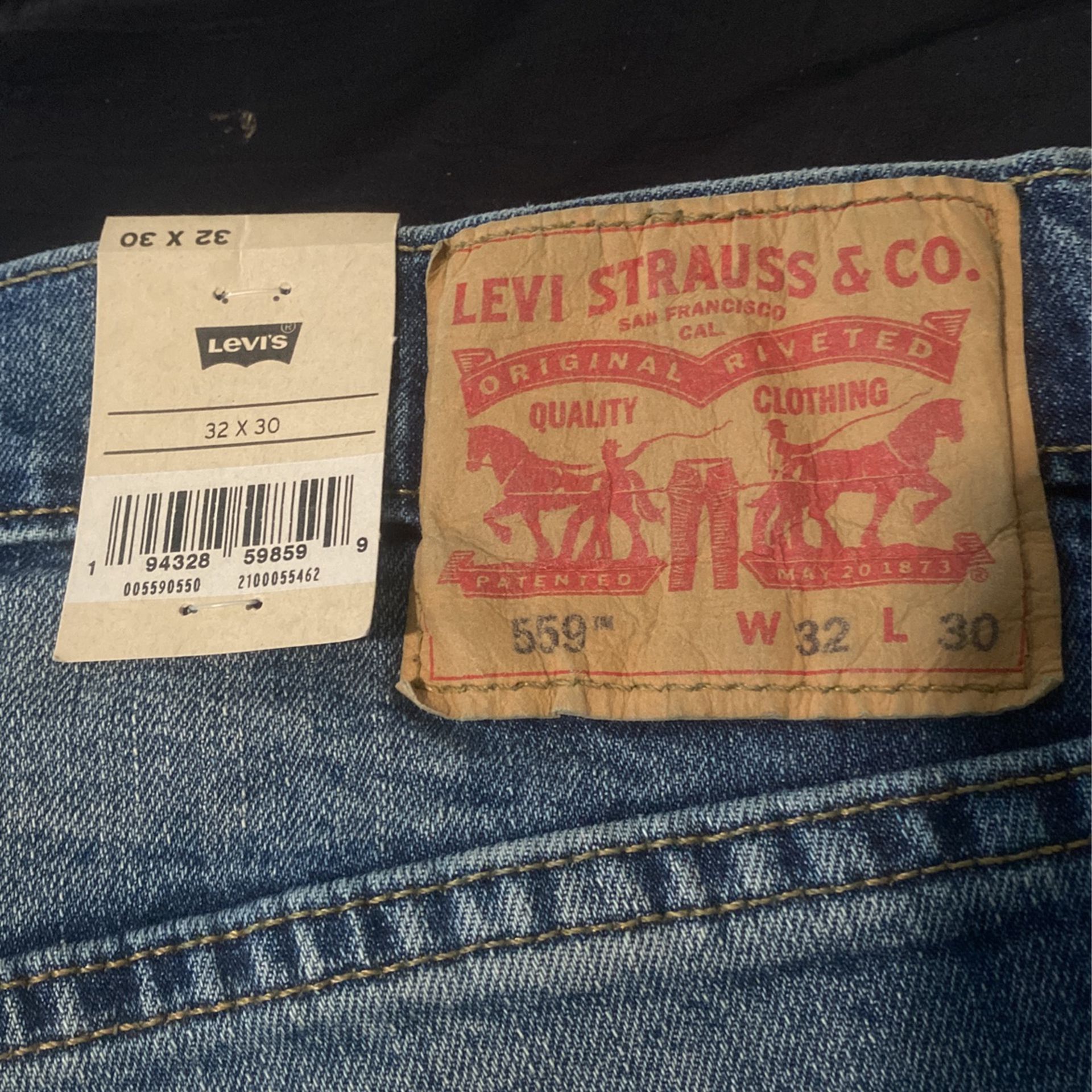 32x30 Levi’s Men’s 559 Relaxed Straight Jeans