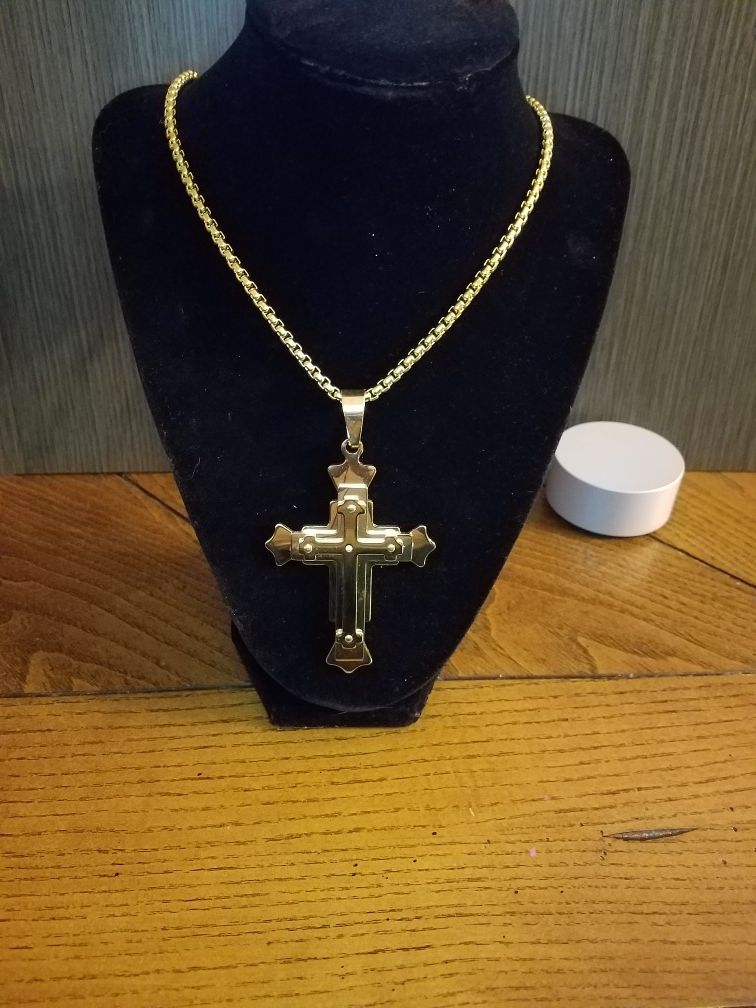 Rocawear shop cross necklace